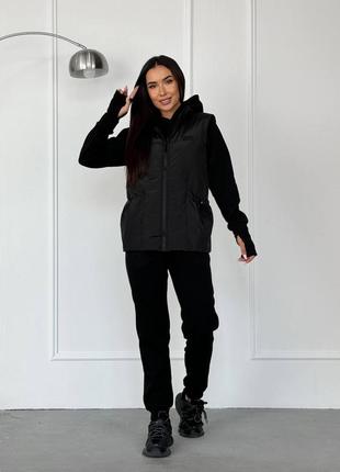 Жилетка + костюм спортивный + перчатки (без пальцев). можно покупать отдельно