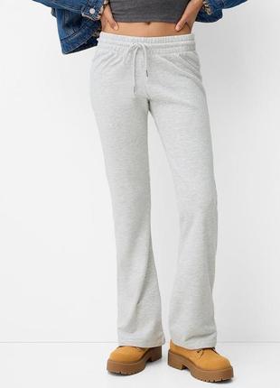 Расклешенные брюки bershka