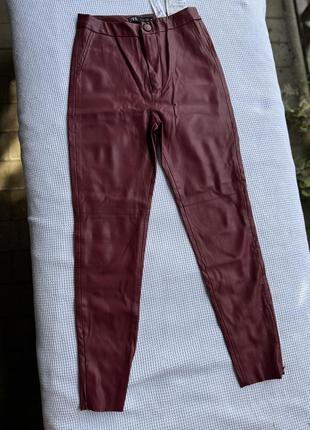 Легінси з штучної шкіри zara