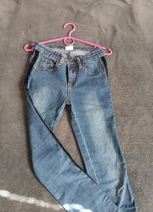 Джинсы для девочки