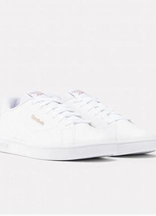 Оригінальні кросівки