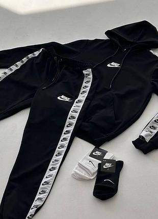 Спортивний костюм nike
