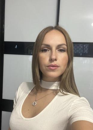 Футболка з чокером