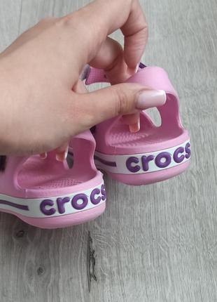 Оригинальные стильные crocs на девочку6 фото