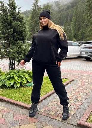 Теплий спортивний костюм. не кашлатиться