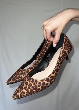 Туфли с леопардовым принтом4 фото