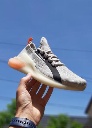 Кросівки adidas zx boost світло сірі з помаранчевим2 фото