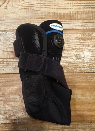 Ортез для гомілковостопного суглоба aircast airsport plus