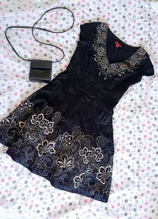 Сукня з вышивкою monsoon