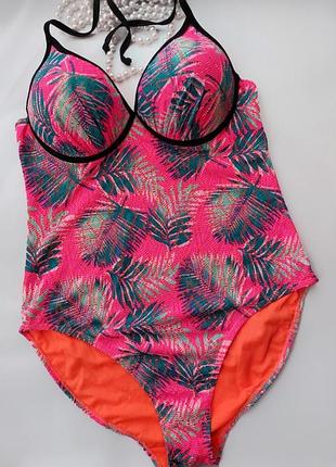 Девочки. яркий.летний слитный. ажурный купальник с чашками - 50 размер,