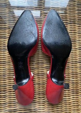 Кожаные туфли на каблуке vittorico ricci оригинал,новые4 фото