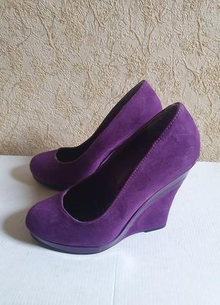 Фиолетовые туфли на танкетке new look, нюансы2 фото