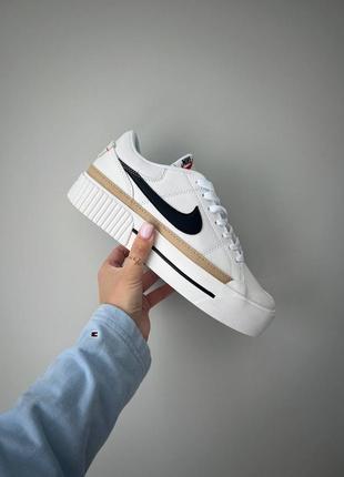Женские кроссовки nike court legacy lift white