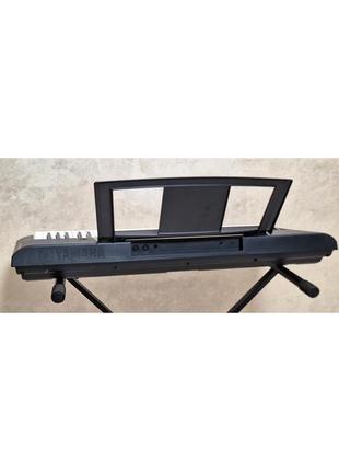 Синтезатор yamaha ypt-220 + подарунки.