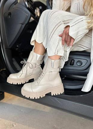 Черевики жіночі