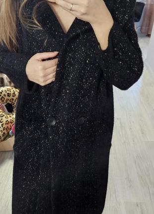 Теплое пальто оверсайз в стиле zara