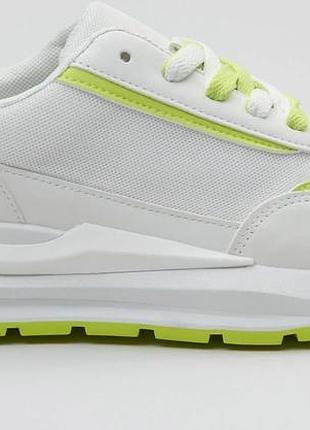 Классные кроссовки 👟 двойными шнуровками