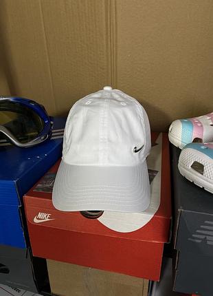 Кепка nba nike air force 1 low lakers release date