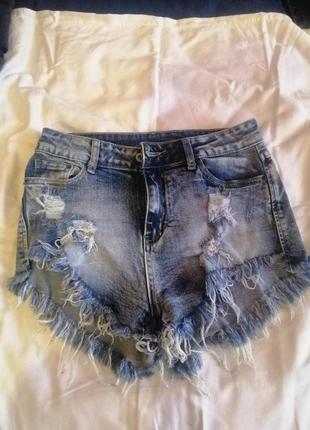 Шортики джинсовые