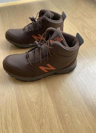 Взуття для хлопчика , чоботи ,кросівки демісезонні , чобітки new balance