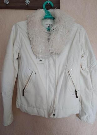 Молодіжна жіноча куртка. 44 р. модна.