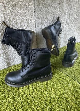 Черевики dr martens