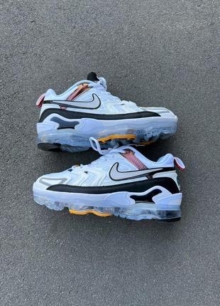 Кроссовки nike  air vapormax evo