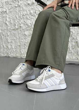 Жіночі кросівки adidas marathon white