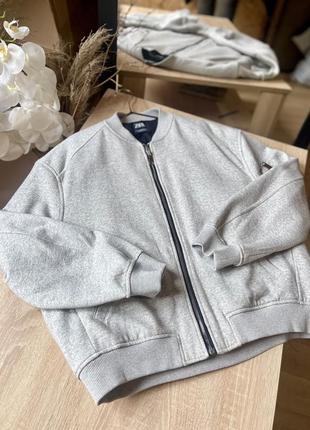 Бомбер від zara