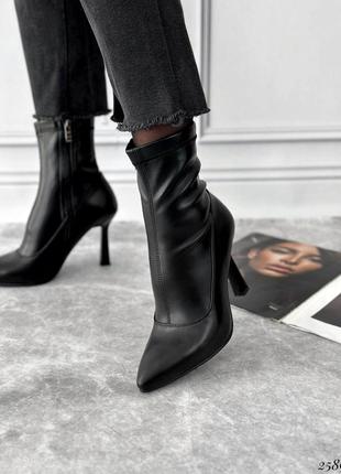 Чорні жіночі демісезонні ботильйони чулок на шпильці підборі жіночі демісезонні...