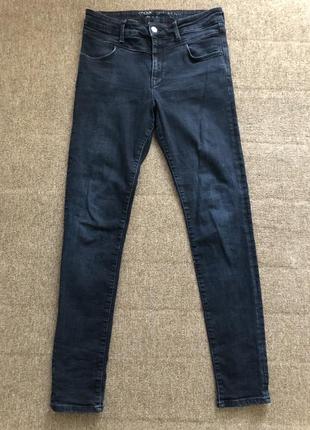 Джинсы