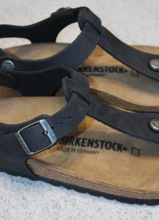 Нові шкіряні босоніжки birkenstock оригінал — 37 (m4) розмір1 фото