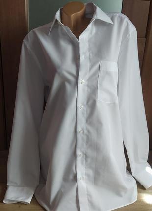 Белая хлопковая прямая оверсайз-рубашка с мужского плеча3 фото