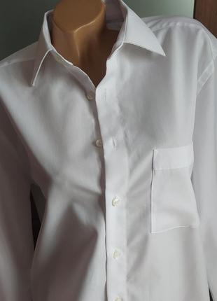 Белая хлопковая прямая оверсайз-рубашка с мужского плеча2 фото
