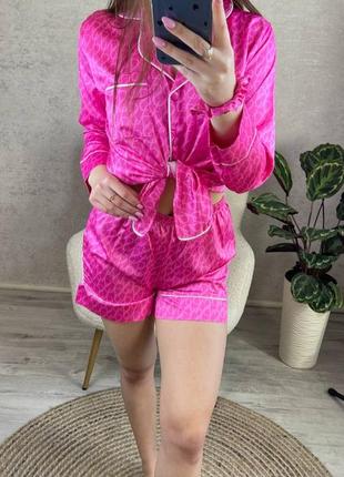 Женская пижама летняя в малиновом цвете, шелковая, рубашка и шорты, сикретс, стильная, качественная, викториас, из сатина, розовая4 фото