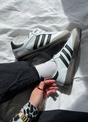 Кроссовки adidas samba white black белые женские7 фото