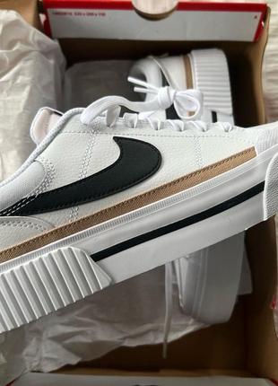 Женские кожаные кроссовки nike court legacy white black найк корт гастые