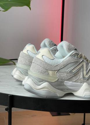 Женские кроссовки серые new balance 9060 quartz grey team cream sea salt5 фото