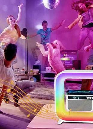 Аккумуляторный ночник g-smart g3 mini rgb с bluetooth колонкой и зарядкой для телефона