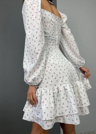 Женская одежда, нежное платье с цветочным принтом3 фото