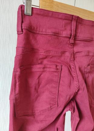 Женские джинсы скинни с высокой посадкой бордового цвета next6 фото