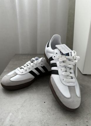 Кроссовки adidas samba