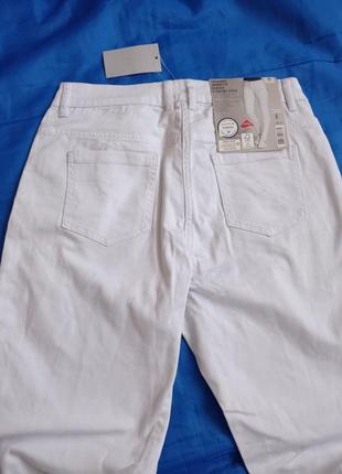 Белые джинсы скинни фит 38 и 44 размеры.6 фото