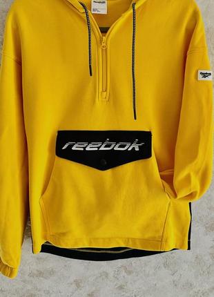Спортивна кофта reebok