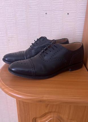 Туфли брони оксфорды мужские loake