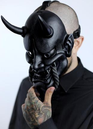 Японська маска для обличчя ханья