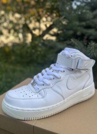 Кросівки nike wmns air force 1 07 mid / білі кросівки air force one
