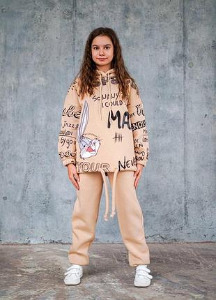 Костюм спортивный на девочку