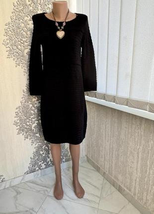 Monsoon чорна сукня в'язана трикотажна силуетна