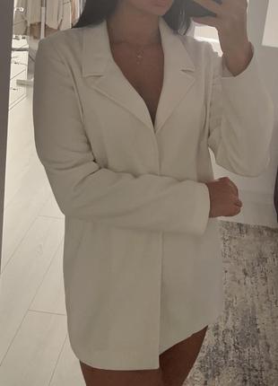 Молочный пиджак zara!
